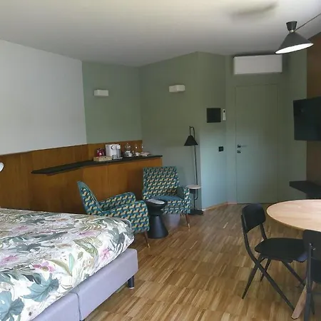 Lakeviewcabin - Double With View Pensionat Como